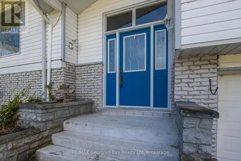 125 Gilwood Park Drive Penetanguishene ON L9M 1Z1