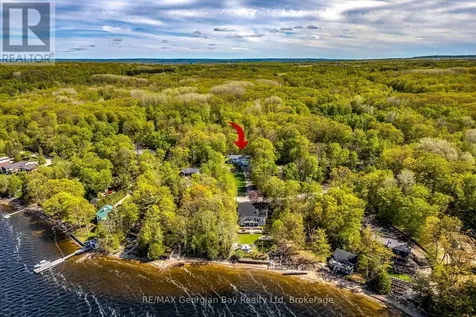 125 Gilwood Park Drive Penetanguishene ON L9M 1Z1