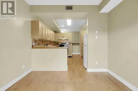 135 Springfield Avenue Ottawa ON K1M 1C5