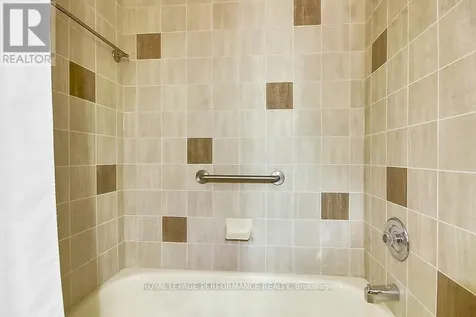 135 Springfield Avenue Ottawa ON K1M 1C5