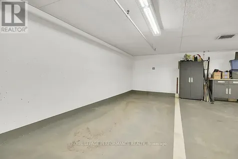 135 Springfield Avenue Ottawa ON K1M 1C5