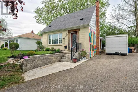 54 Coriano Street Stratford ON N5A 6C3
