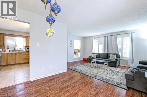 78 Markson Crescent Hamilton ON L8T 4W4