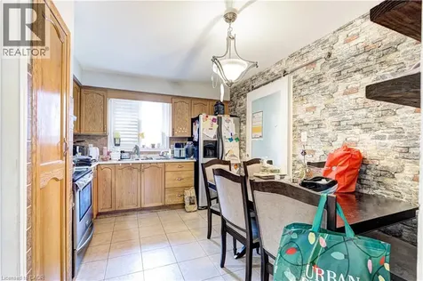 78 Markson Crescent Hamilton ON L8T 4W4