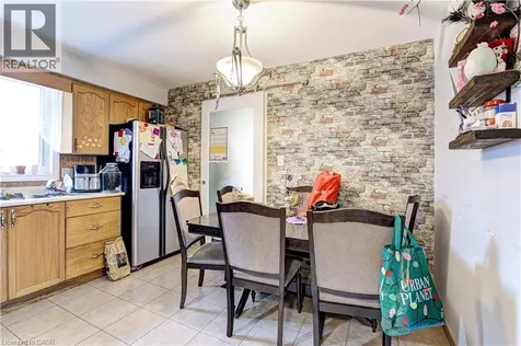 78 Markson Crescent Hamilton ON L8T 4W4