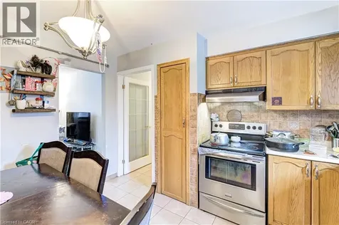 78 Markson Crescent Hamilton ON L8T 4W4