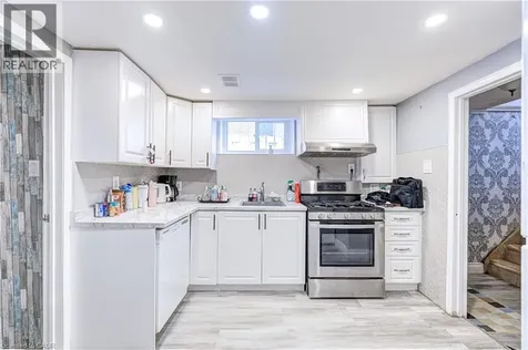 78 Markson Crescent Hamilton ON L8T 4W4