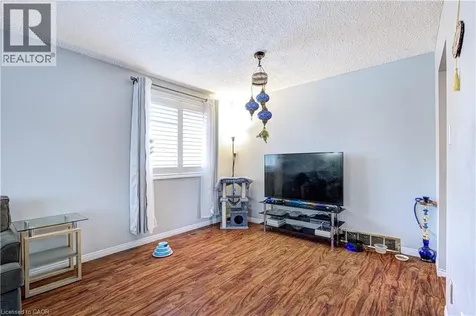 78 Markson Crescent Hamilton ON L8T 4W4