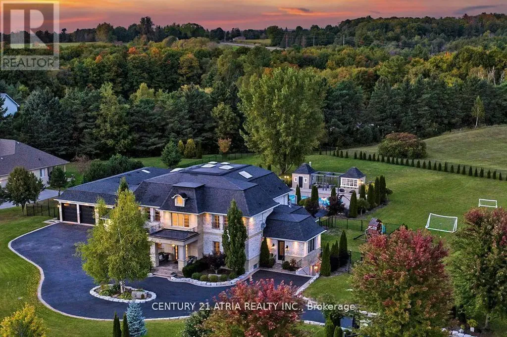 111 Lake Woods Drive Whitchurch-stouffville ON L4A 1P1