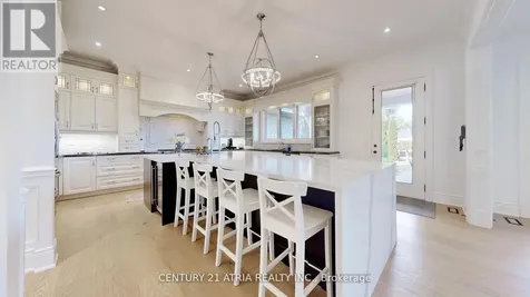 111 Lake Woods Drive Whitchurch-stouffville ON L4A 1P1