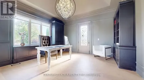 111 Lake Woods Drive Whitchurch-stouffville ON L4A 1P1