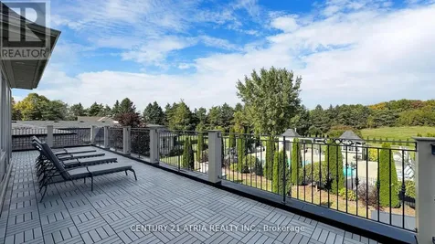 111 Lake Woods Drive Whitchurch-stouffville ON L4A 1P1