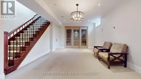 111 Lake Woods Drive Whitchurch-stouffville ON L4A 1P1