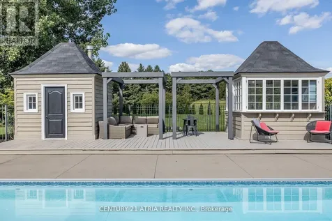 111 Lake Woods Drive Whitchurch-stouffville ON L4A 1P1