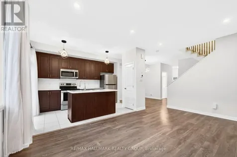 116 Maynooth Court Ottawa ON K2J 6Y4
