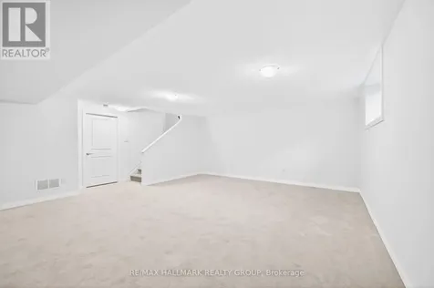 116 Maynooth Court Ottawa ON K2J 6Y4