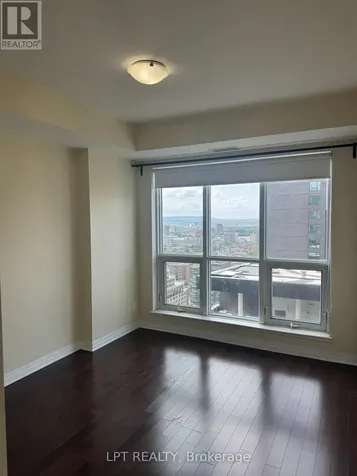 242 Rideau Street Ottawa ON K1N 0B7
