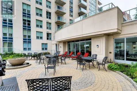 242 Rideau Street Ottawa ON K1N 0B7