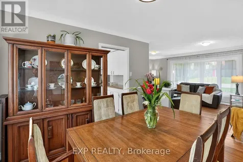 4 Wolmsley Crescent Ottawa ON K2G 1J4