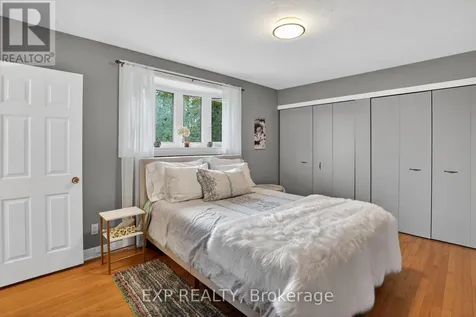 4 Wolmsley Crescent Ottawa ON K2G 1J4