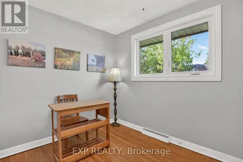 4 Wolmsley Crescent Ottawa ON K2G 1J4