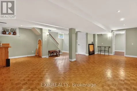 4 Wolmsley Crescent Ottawa ON K2G 1J4