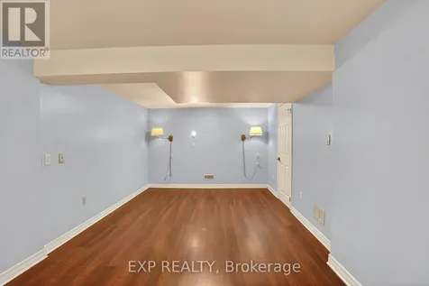 4 Wolmsley Crescent Ottawa ON K2G 1J4