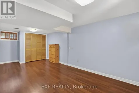 4 Wolmsley Crescent Ottawa ON K2G 1J4