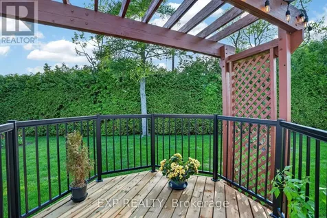 4 Wolmsley Crescent Ottawa ON K2G 1J4