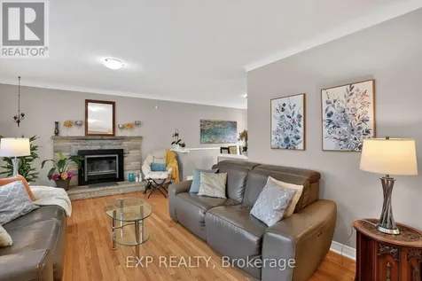4 Wolmsley Crescent Ottawa ON K2G 1J4