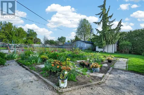 4 Wolmsley Crescent Ottawa ON K2G 1J4
