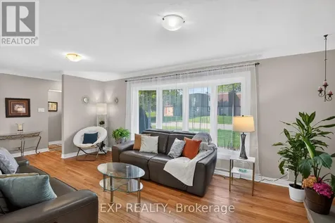 4 Wolmsley Crescent Ottawa ON K2G 1J4