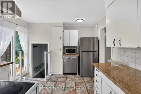 4 Wolmsley Crescent Ottawa ON K2G 1J4