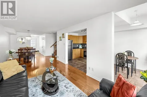 438 Haresfield Court Ottawa ON K4M 0B6
