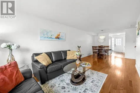 438 Haresfield Court Ottawa ON K4M 0B6