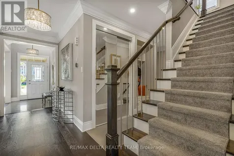 110 Sweetvalley Drive Ottawa ON K4A 1A4
