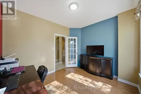 49 Pondhollow Way Ottawa ON K2J 5E4