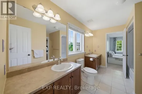 49 Pondhollow Way Ottawa ON K2J 5E4