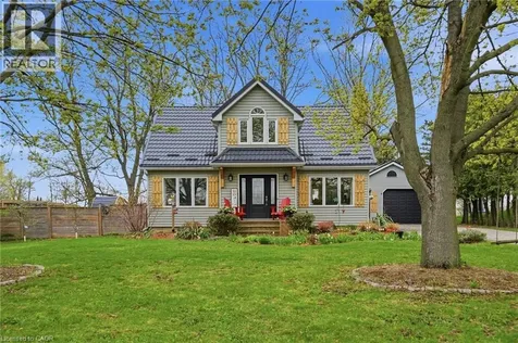 27 Blossom Avenue Brantford ON L3T 5L9