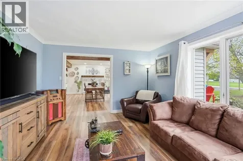 27 Blossom Avenue Brantford ON L3T 5L9