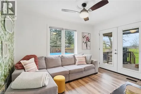 27 Blossom Avenue Brantford ON L3T 5L9