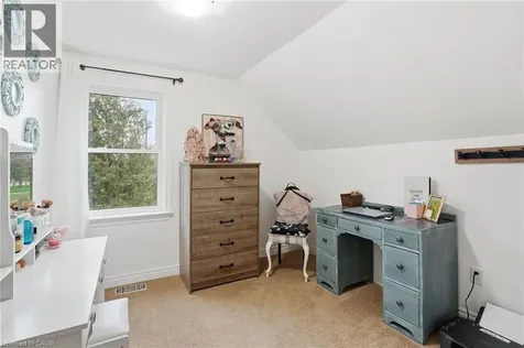 27 Blossom Avenue Brantford ON L3T 5L9