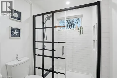 27 Blossom Avenue Brantford ON L3T 5L9