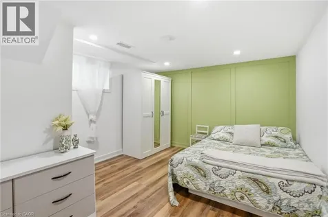 27 Blossom Avenue Brantford ON L3T 5L9