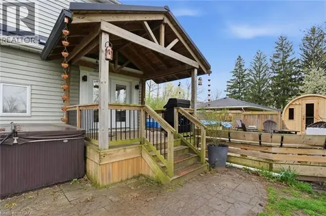 27 Blossom Avenue Brantford ON L3T 5L9