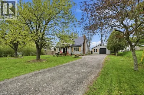 27 Blossom Avenue Brantford ON L3T 5L9