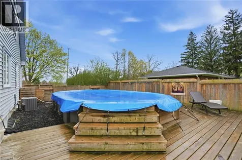 27 Blossom Avenue Brantford ON L3T 5L9