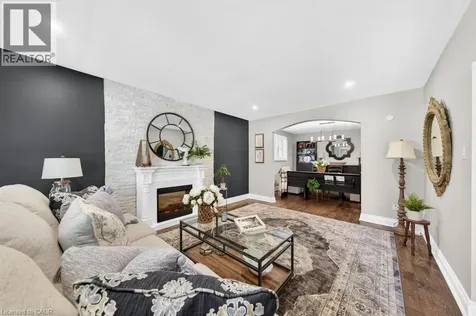 323 Queen Victoria Drive Hamilton ON L8W 1G6