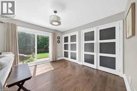 323 Queen Victoria Drive Hamilton ON L8W 1G6
