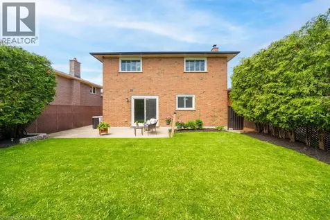 323 Queen Victoria Drive Hamilton ON L8W 1G6